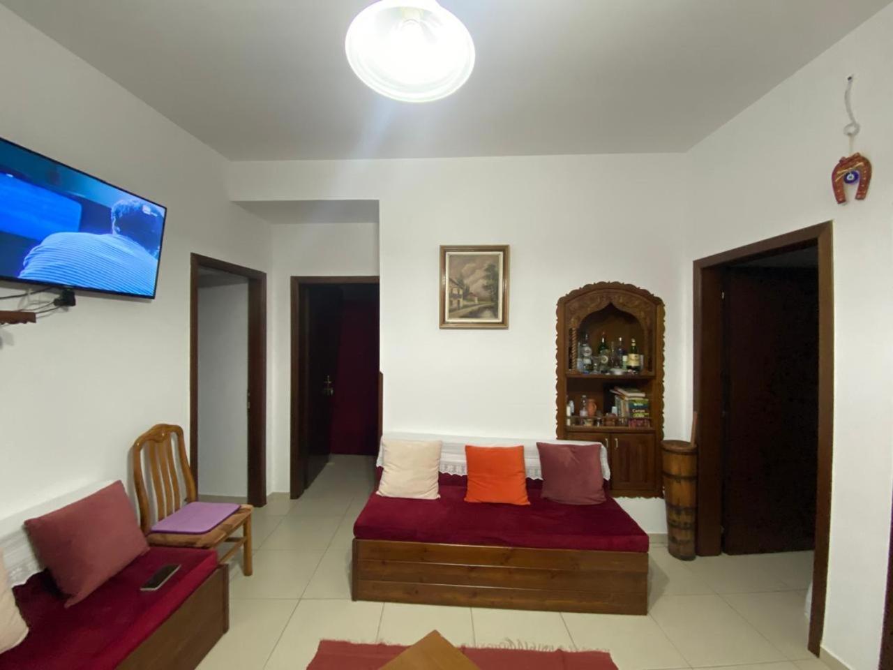 Cico Hostel &Private Room Gjirokaster Exterior photo