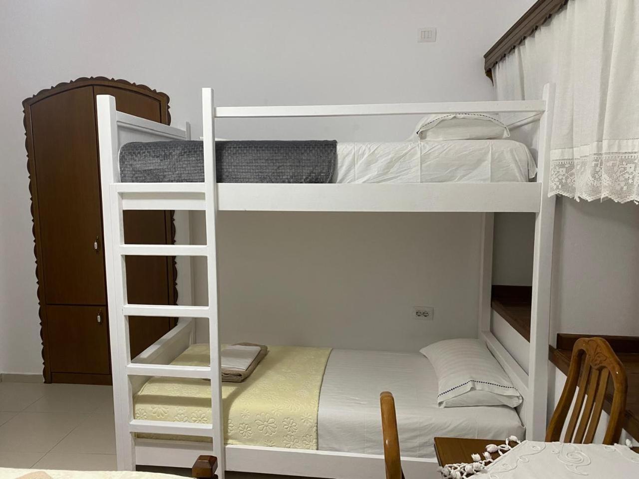 Cico Hostel &Private Room Gjirokaster Exterior photo
