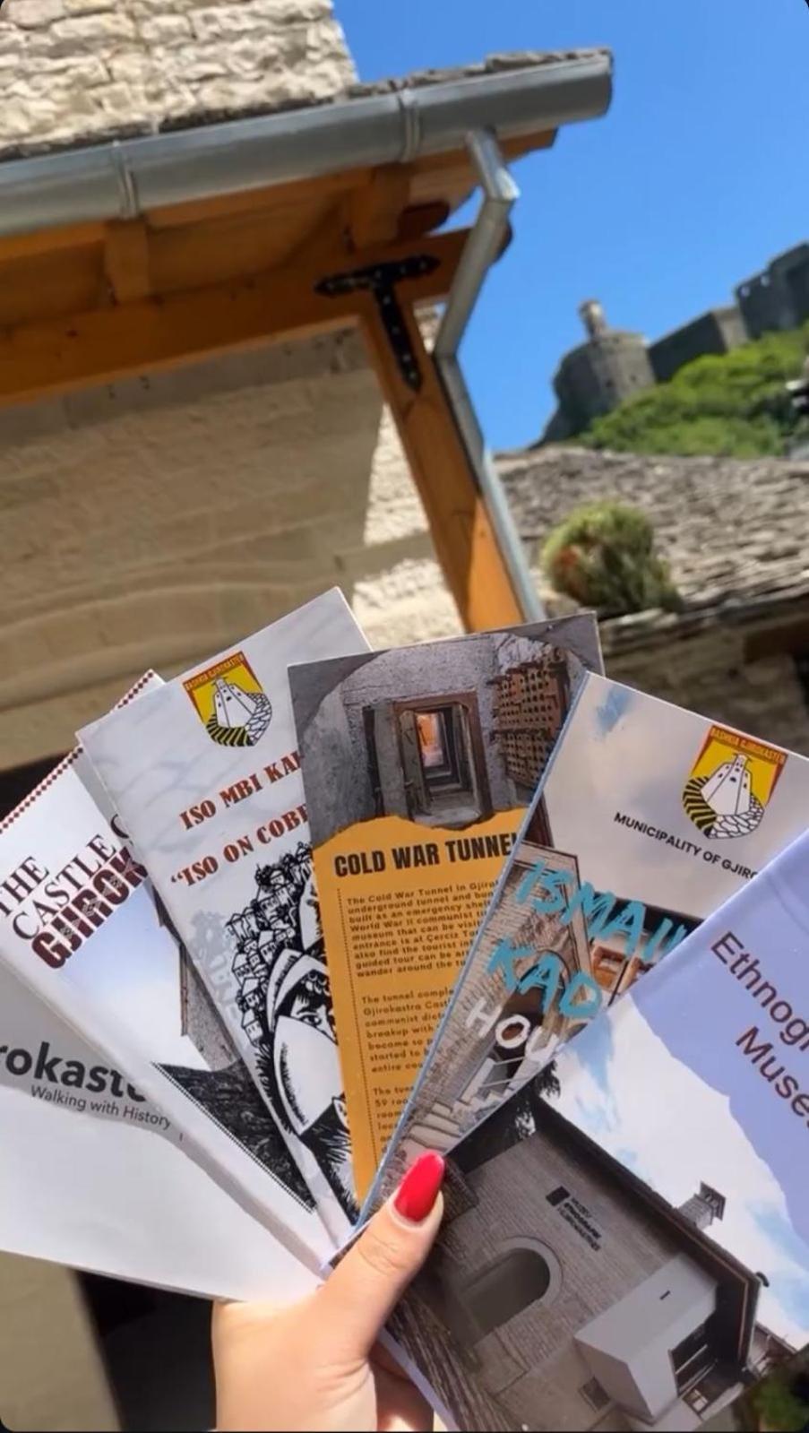 Cico Hostel &Private Room Gjirokaster Exterior photo